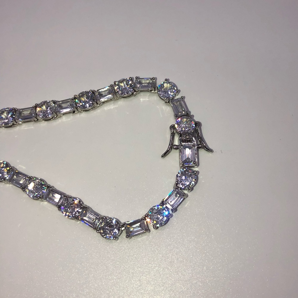 18k 63ct Multi-Stone Tennis Necklace - Picture 11 of 16